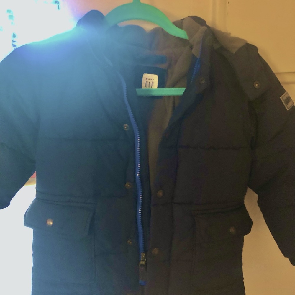 Gap Boys Size 5 Winter Puffer Jacket